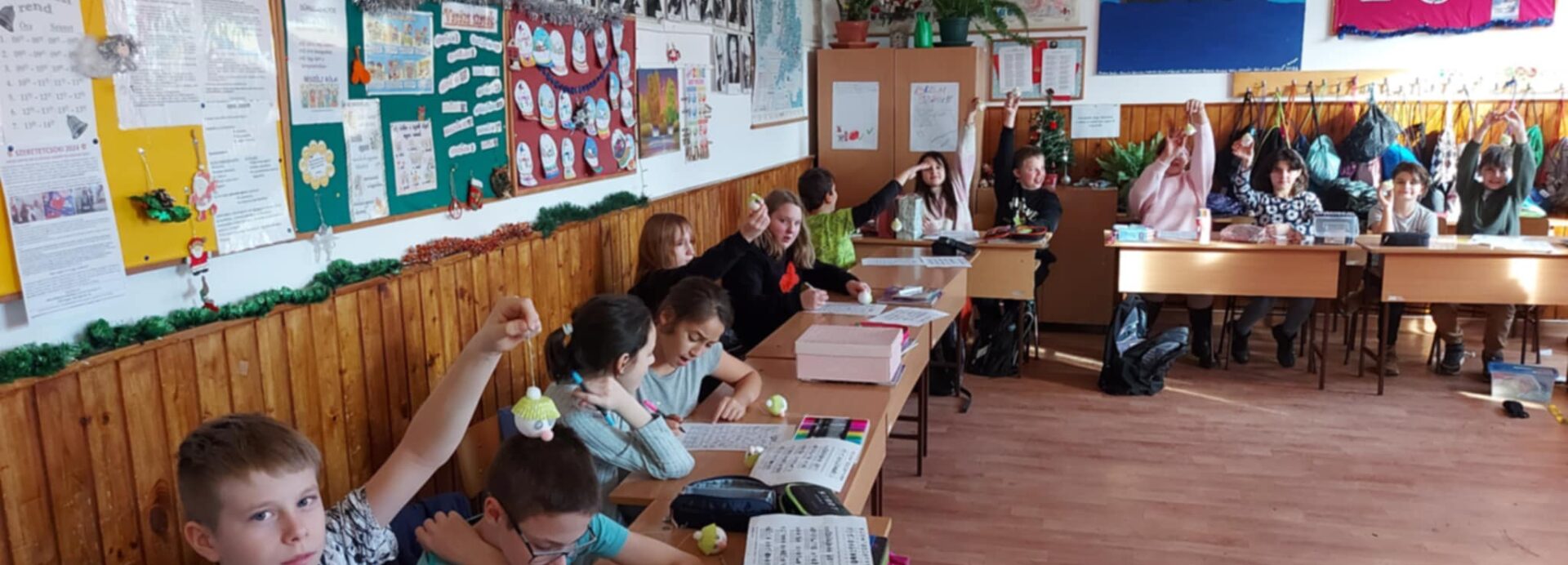 Idegen nyelvi karácsonyi parti